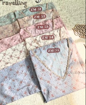 Abaya motif travelling